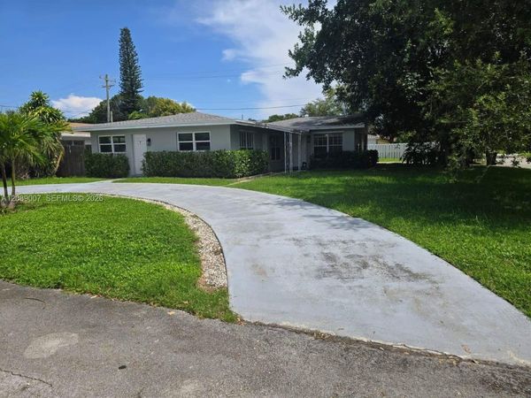 2500 NE 19th Ave , Unit 1, Lighthouse Point, FL 33064