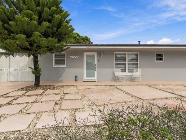 20505 NW 45th Ave, Miami Gardens, FL 33055