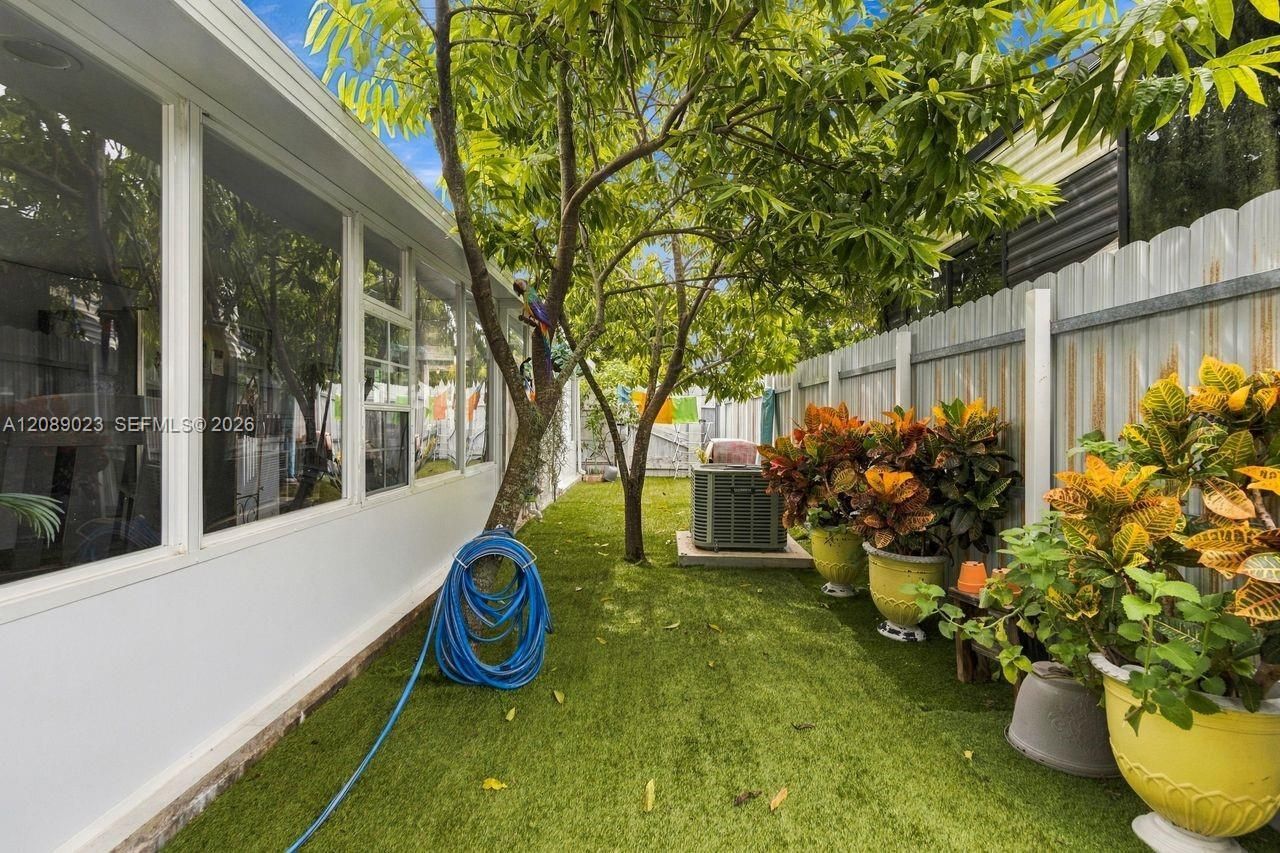 20505 NW 45th Ave, Miami Gardens, FL 33055 Photo
