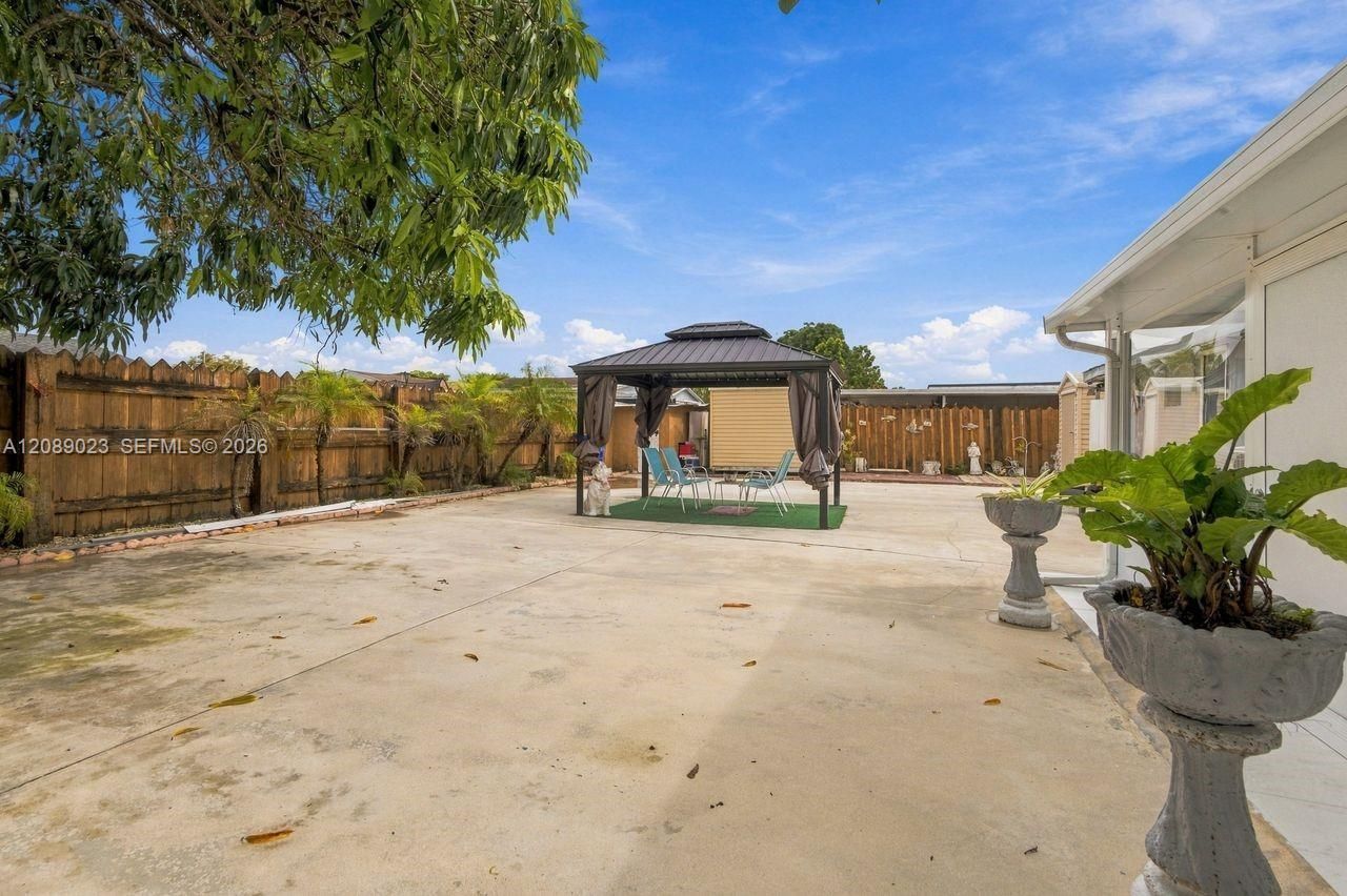 20505 NW 45th Ave, Miami Gardens, FL 33055 Photo