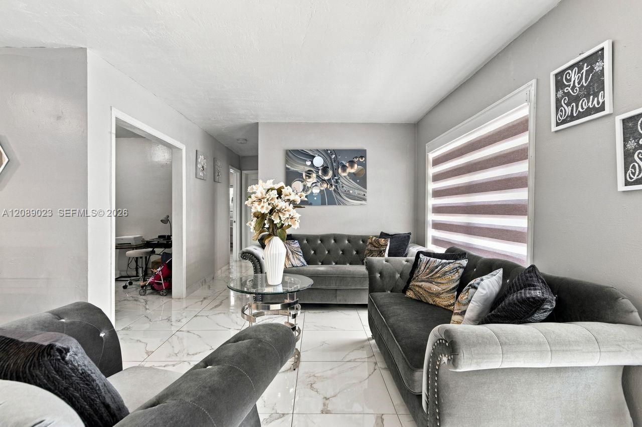 20505 NW 45th Ave, Miami Gardens, FL 33055 Photo