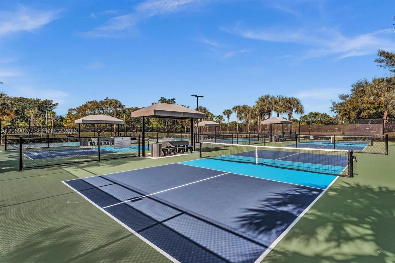 5875 NW 123rd Ave, Coral Springs, FL 33076 Photo