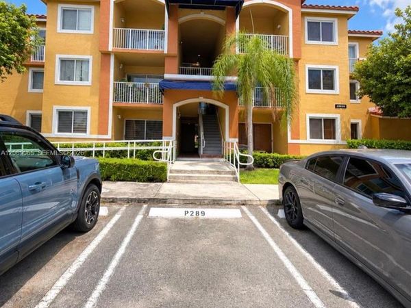20930 SW 87th Ave, Unit 207, Cutler Bay, FL 33189