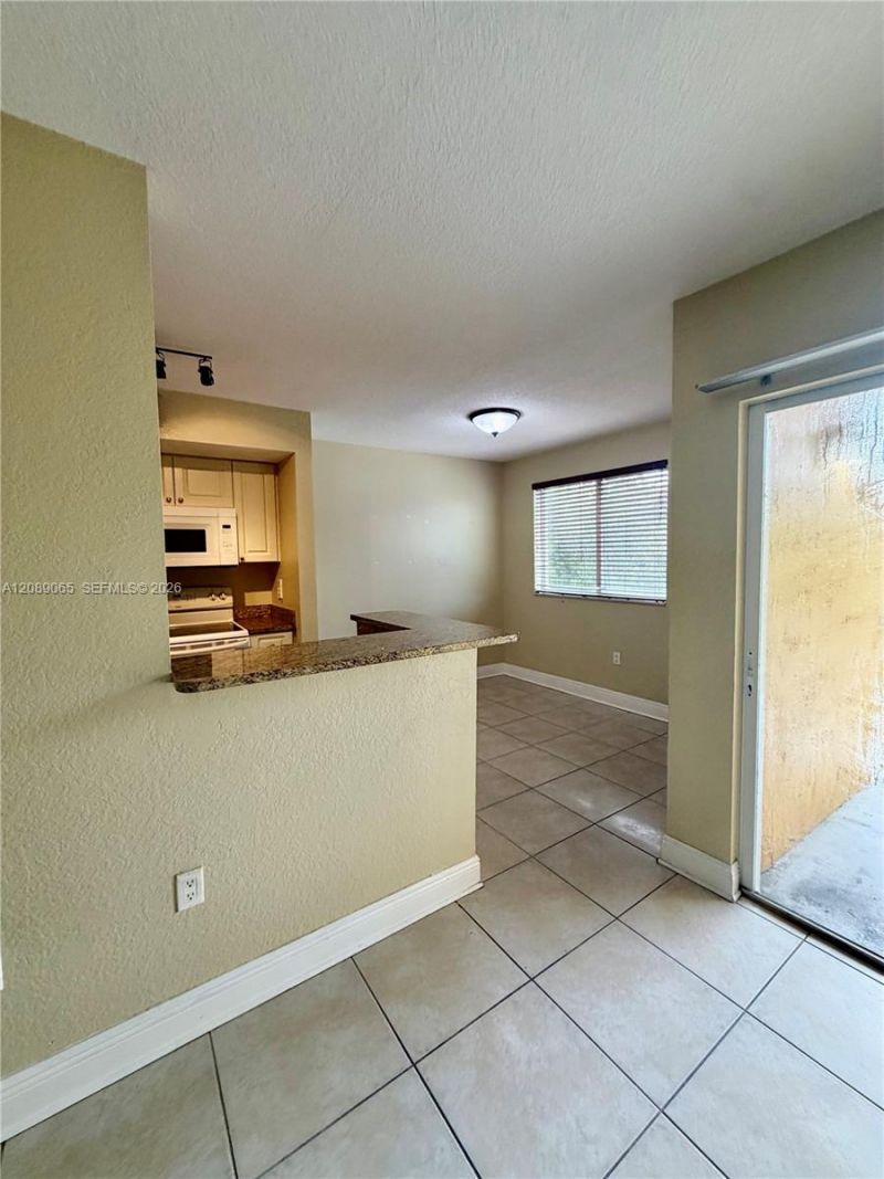 20930 SW 87th Ave, Unit 207, Cutler Bay, FL 33189 Photo