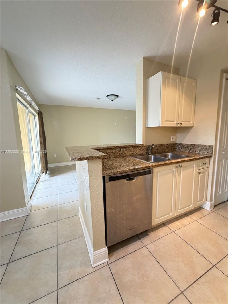 20930 SW 87th Ave, Unit 207, Cutler Bay, FL 33189 Photo