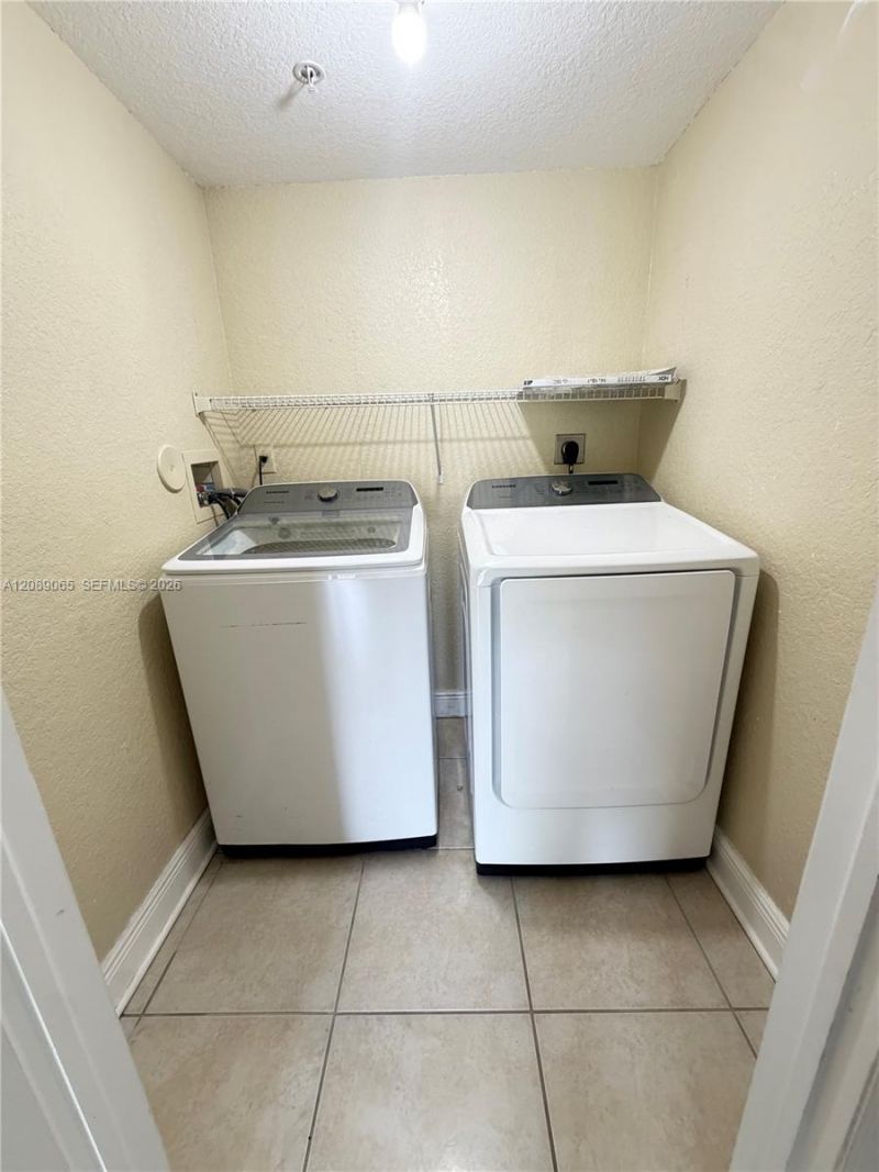 20930 SW 87th Ave, Unit 207, Cutler Bay, FL 33189 Photo