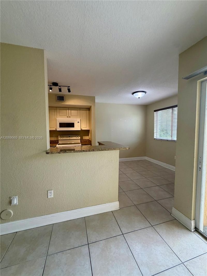 20930 SW 87th Ave, Unit 207, Cutler Bay, FL 33189 Photo