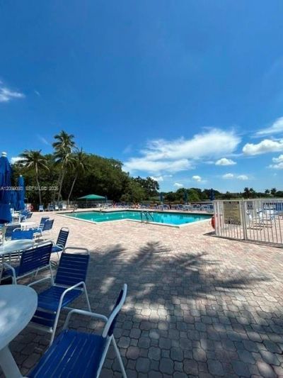 1811 Sabal Palm Dr, Unit 204, Davie, FL 33324 Photo