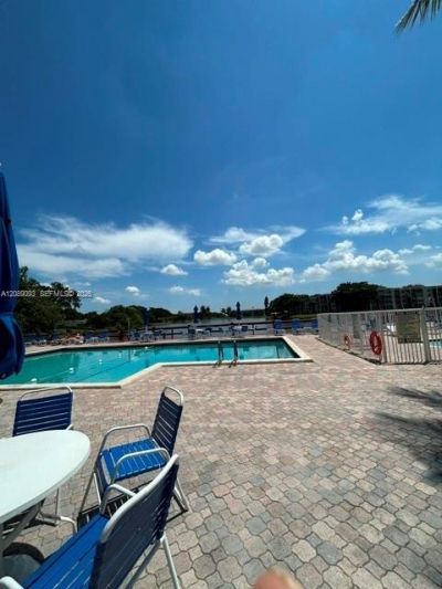1811 Sabal Palm Dr, Unit 204, Davie, FL 33324 Photo