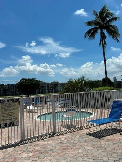 1811 Sabal Palm Dr, Unit 204, Davie, FL 33324 Photo