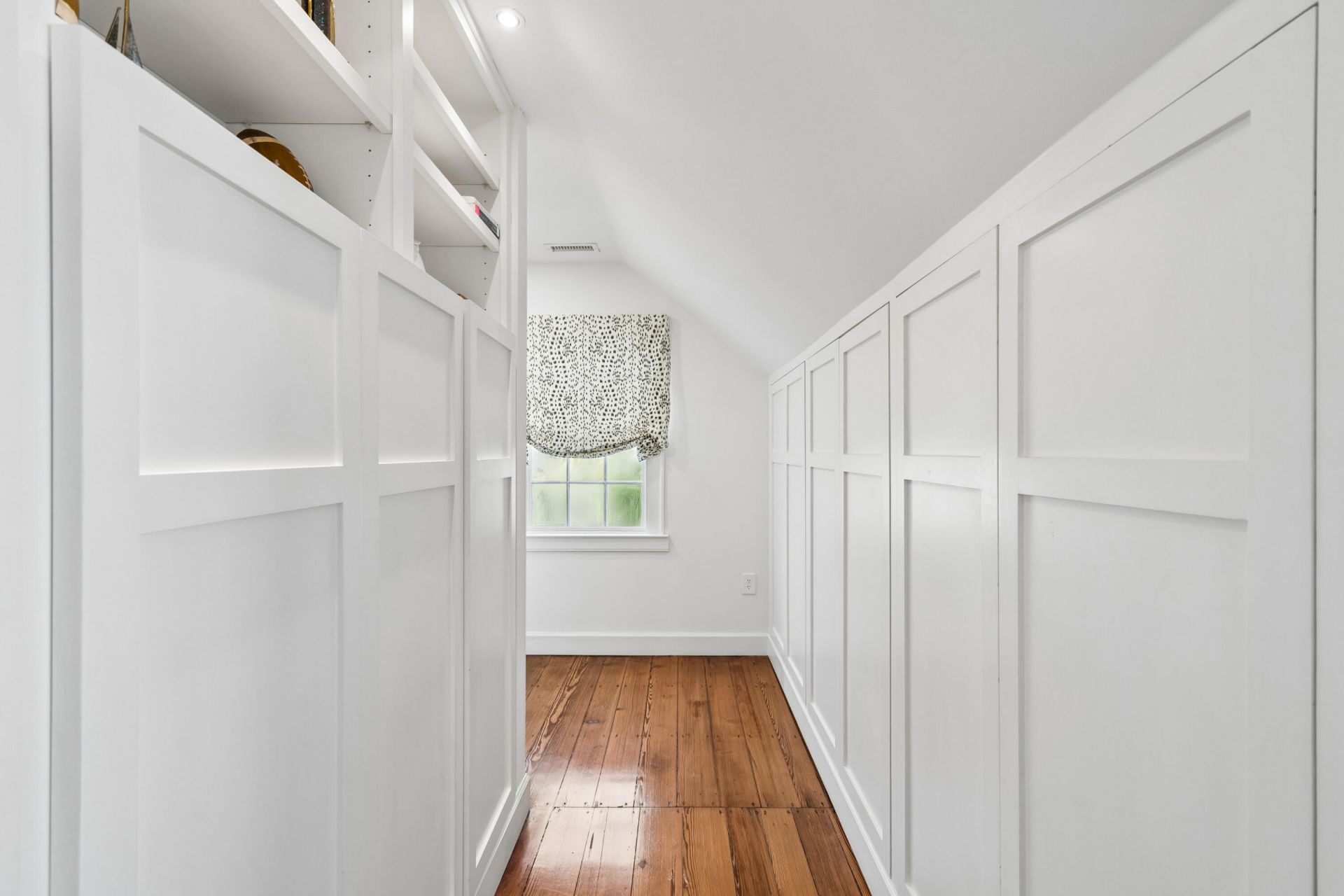 19 Gadsden Street Photo 54