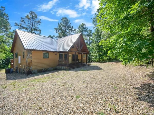 204 Eagle Mountain Trail, Broken Bow, OK 74728