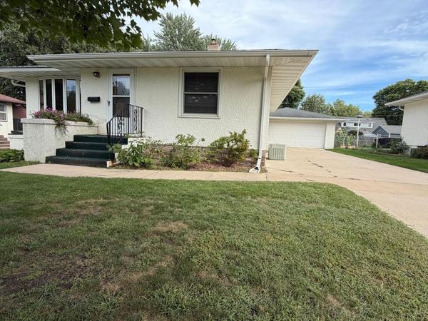 1212 8th Avenue NE, Brainerd, MN 56401