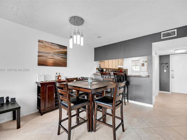 7610 Stirling Rd , Unit 206F, Davie, FL 33024