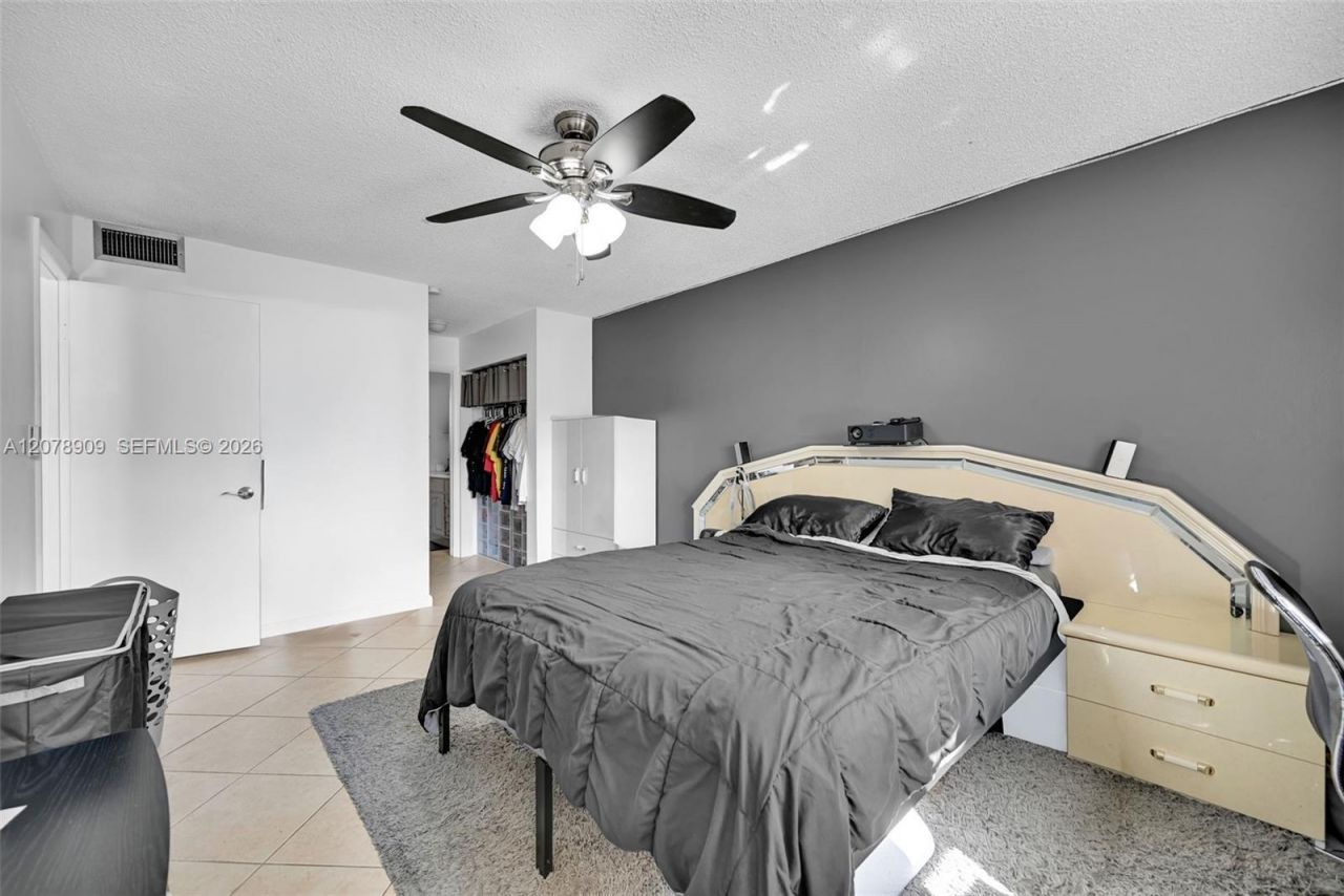 7610 Stirling Rd , Unit 206F, Davie, FL 33024 Photo