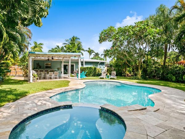 1711 NE 18TH Avenue, Fort Lauderdale, FL 33305