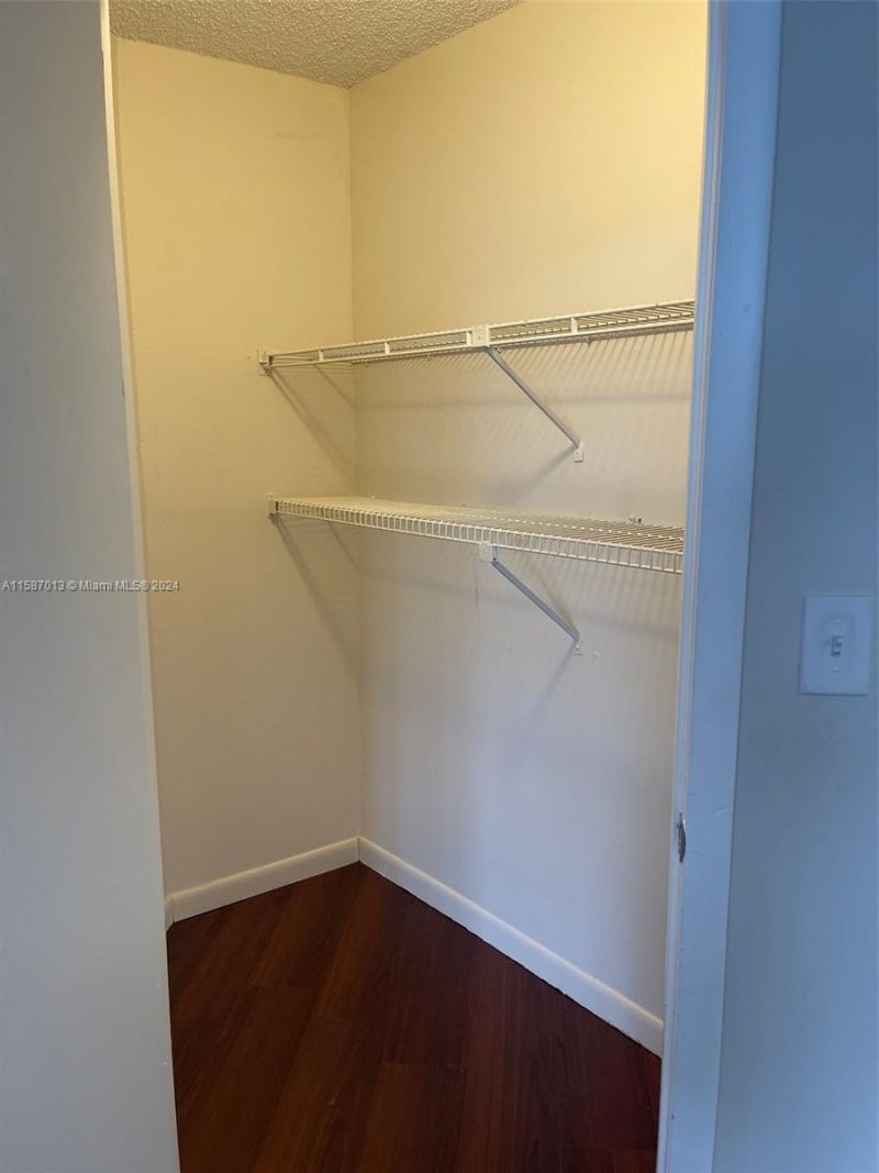 212 Lake Pointe Drive, Unit 313, Oakland Park, FL 33309 Photo