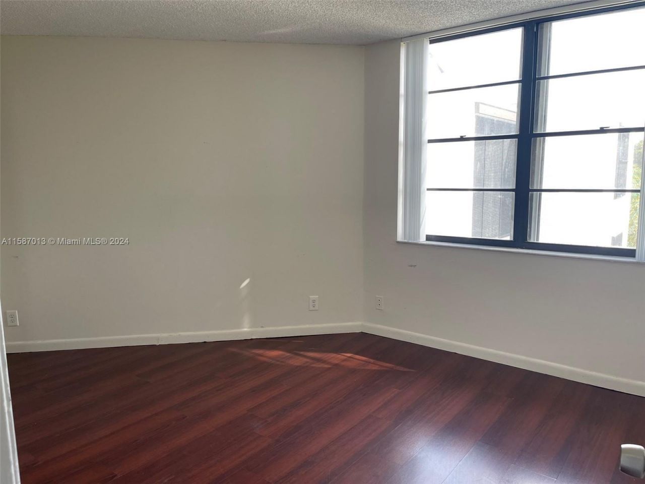 212 Lake Pointe Drive, Unit 313, Oakland Park, FL 33309 Photo