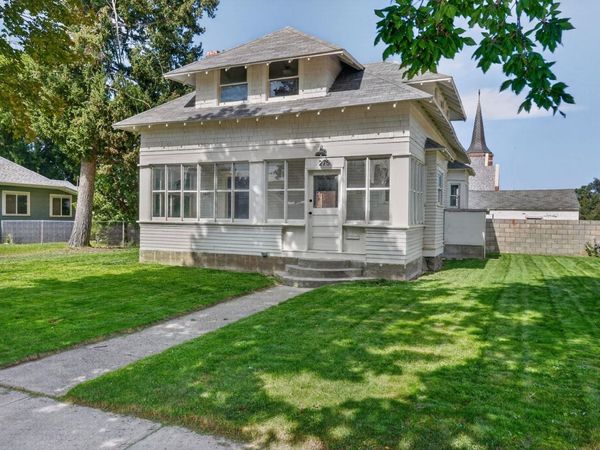 275 Polk St, American Falls, ID 83221