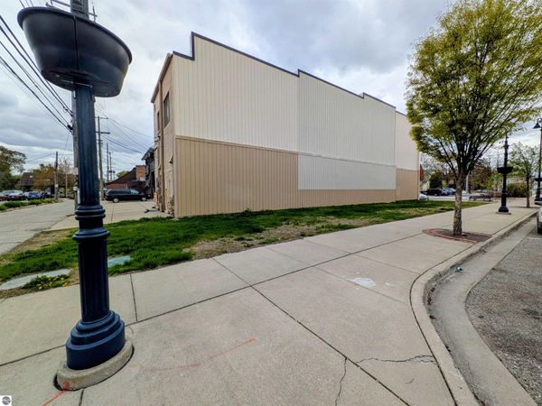 201 Main Street S, Mt Pleasant, MI 48858
