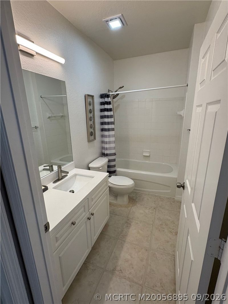 257 SE Kitching Circle , Stuart, FL 34994 Photo