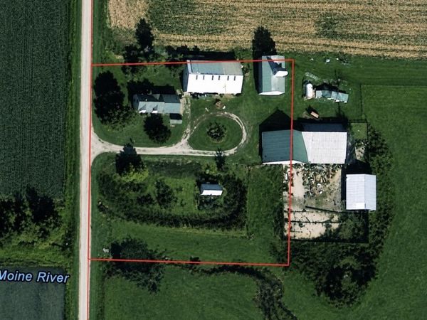 109 70TH Street, Roseville, IL 61473
