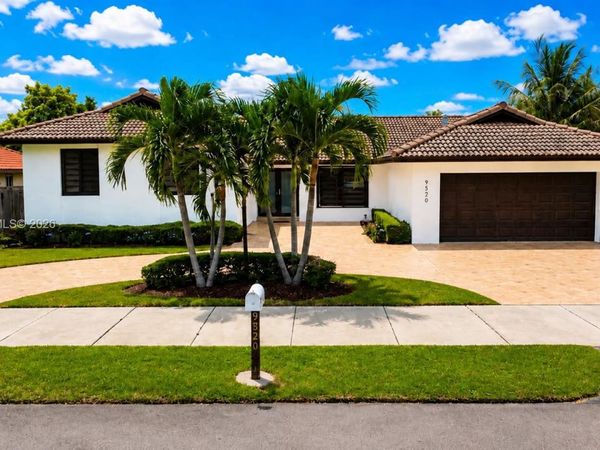 9520 SW 117th Ave, Miami, FL 33186