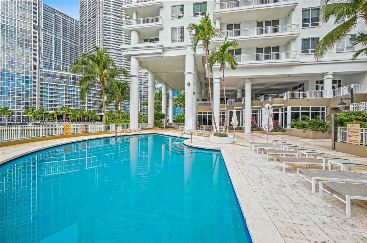 801 Brickell Key Blvd, Unit 2208, Miami, FL 33131 Photo