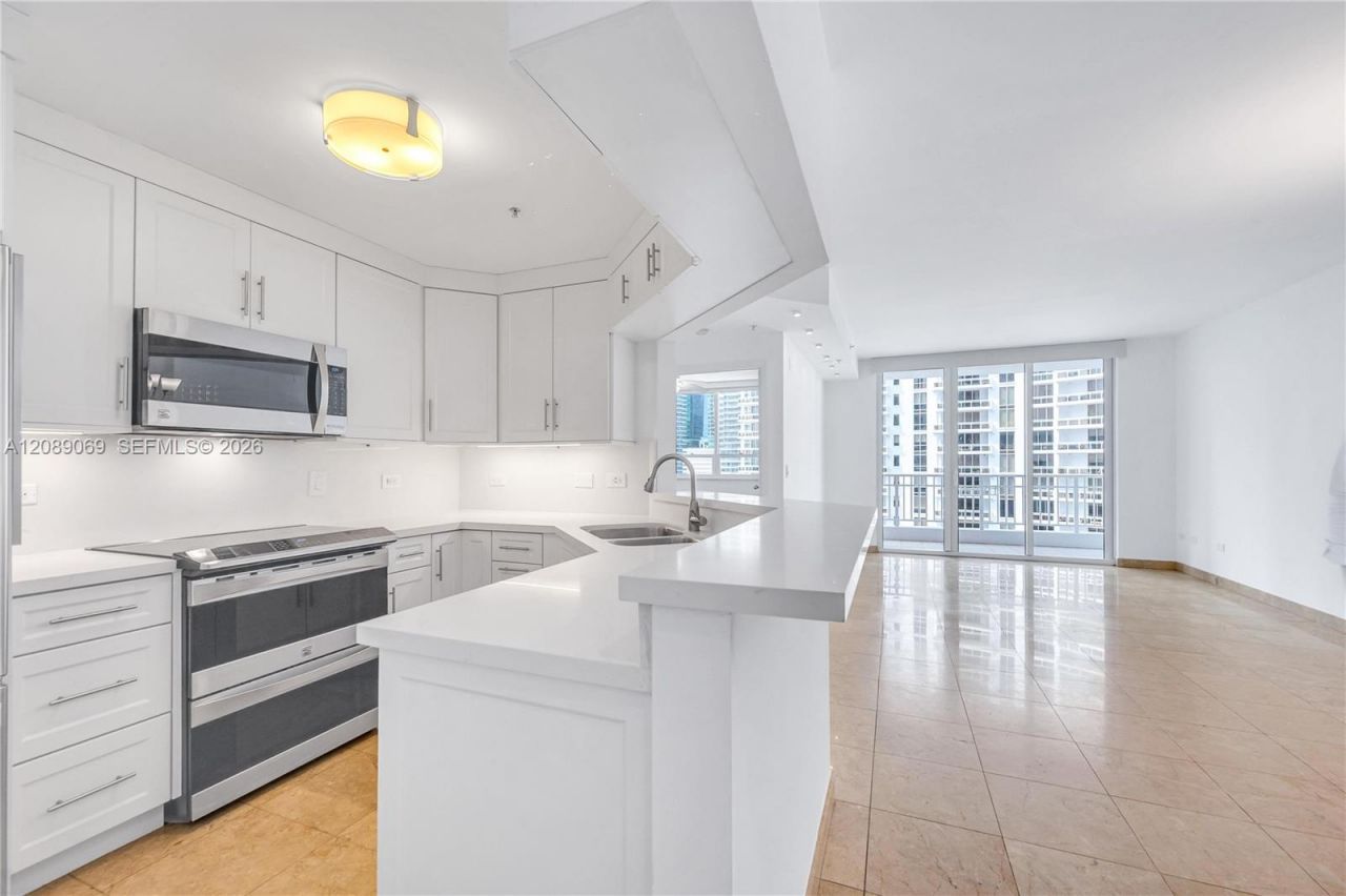 801 Brickell Key Blvd, Unit 2208, Miami, FL 33131 Photo