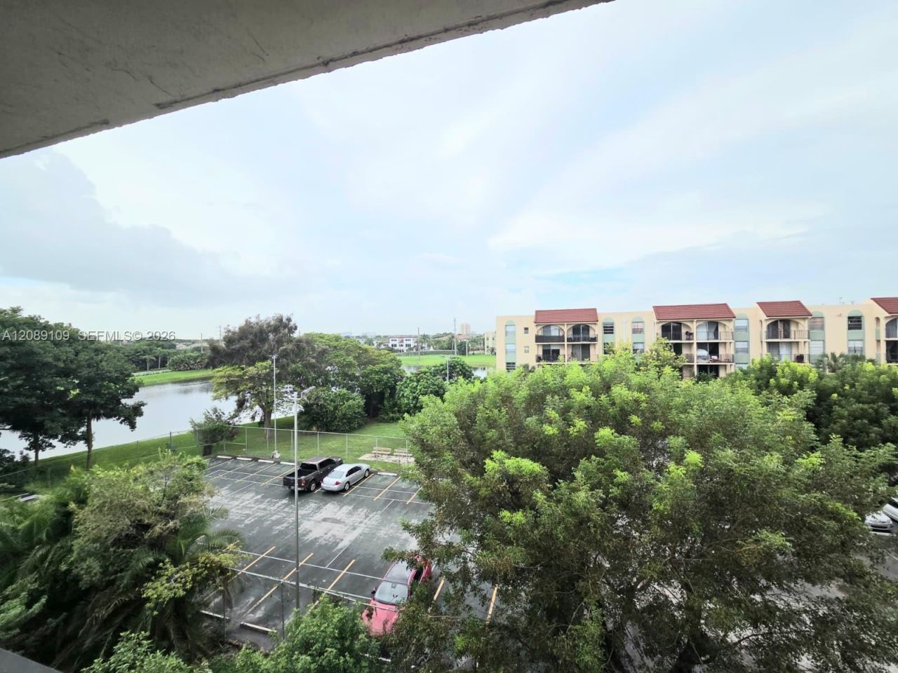 870 NW 87th Ave, Unit 507, Miami, FL 33172 Photo