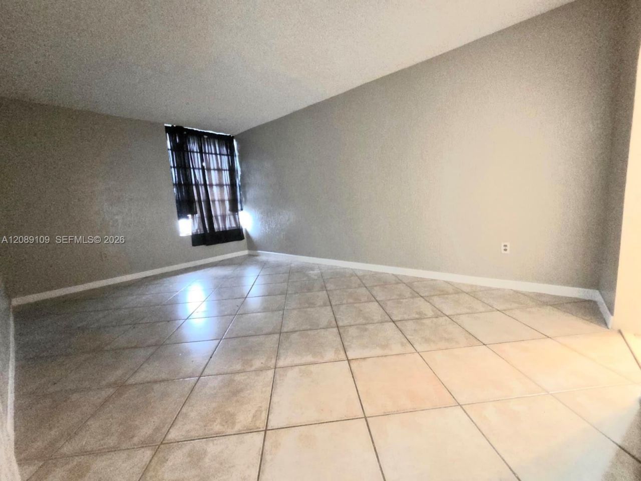 870 NW 87th Ave, Unit 507, Miami, FL 33172 Photo