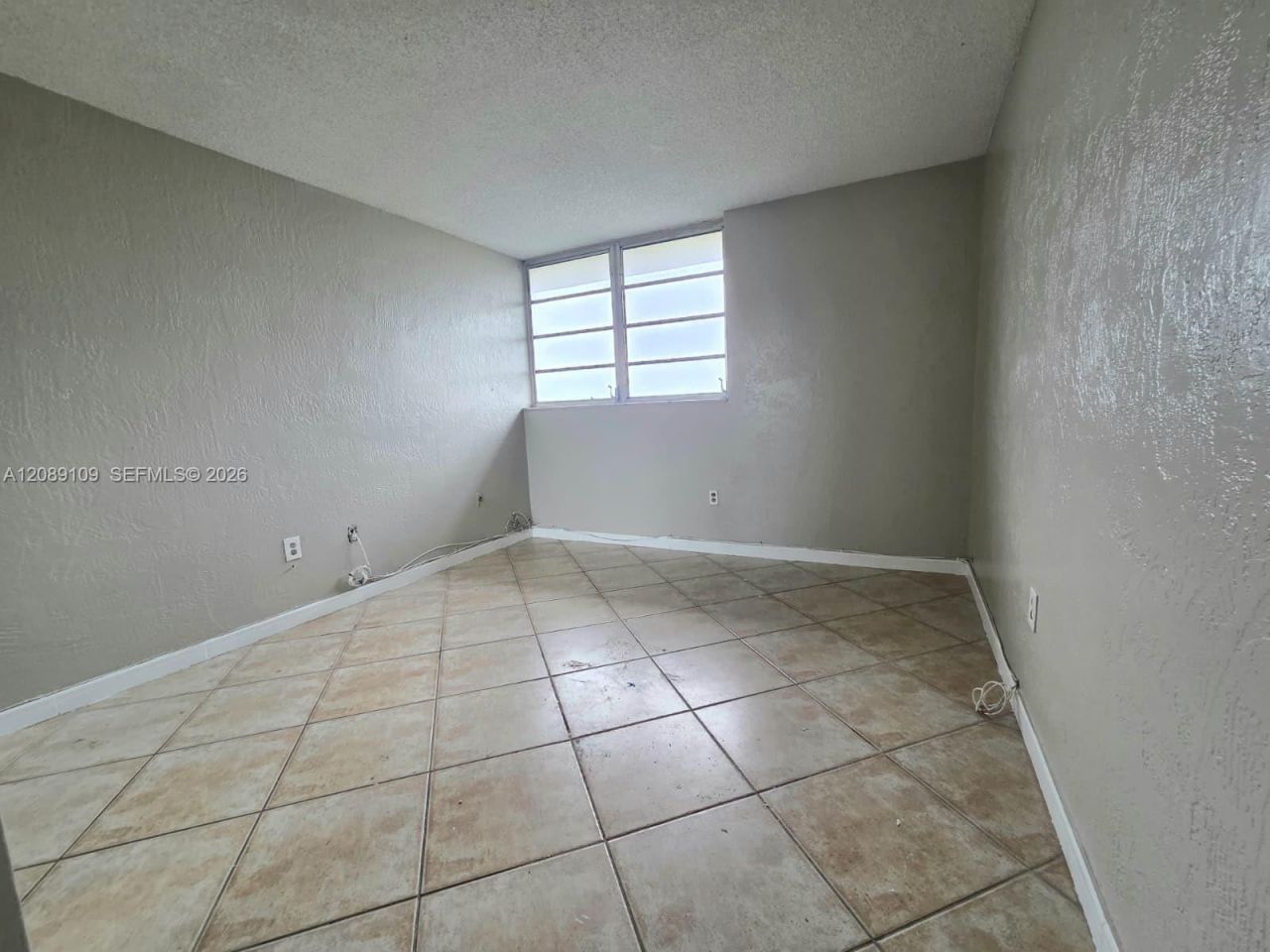 870 NW 87th Ave, Unit 507, Miami, FL 33172 Photo