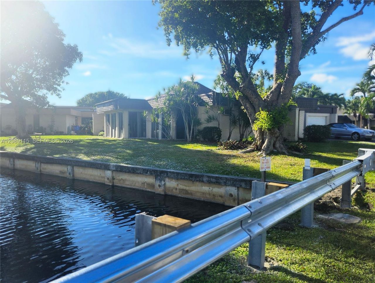 5700 White Hickory Cir, Tamarac, FL 33319 Photo