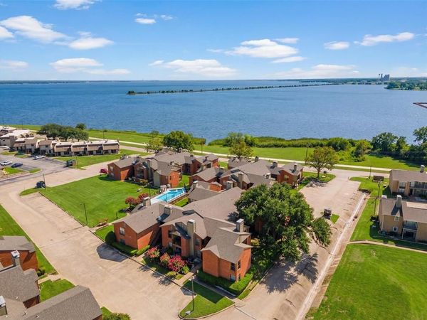 5909 Lake Hubbard Parkway, Unit 215, Garland, TX 75043