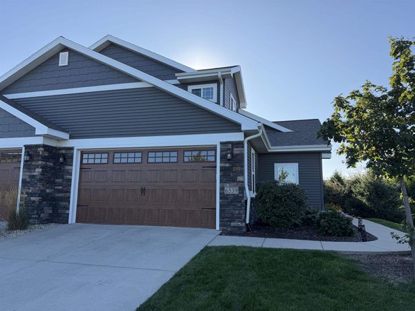 6539 Cortland Park Drive, DeForest, WI 53532