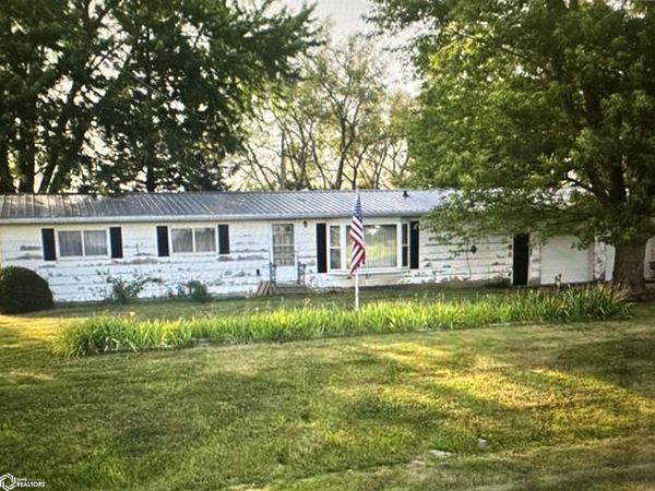 2432 Douds Road, Libertyville, IA 52567