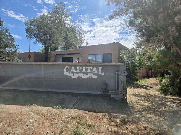 2704 Calle Cedro , Santa Fe, NM 87505