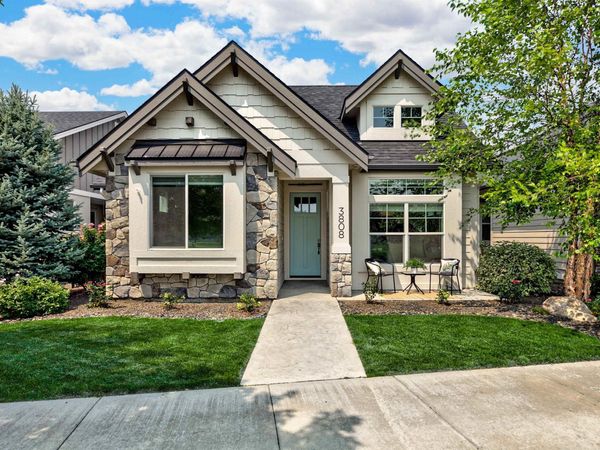3808 W Hidden Springs Drive, Boise, ID 83714