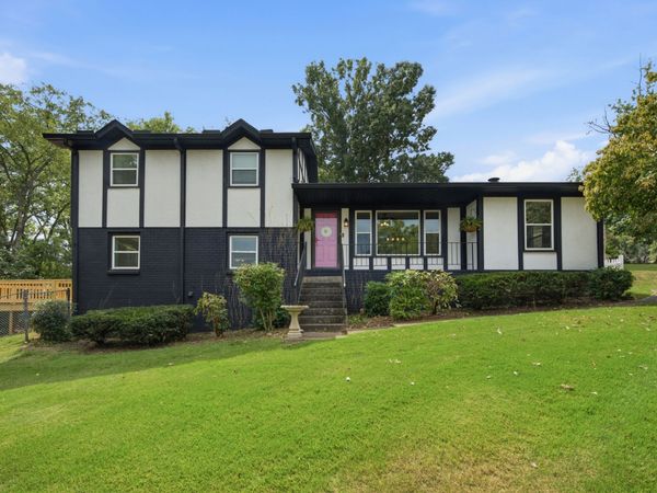 3337 Falls Creek Dr, Nashville, TN 37214