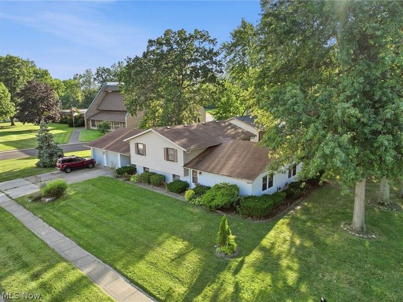 1401-1403 Lindenwood Drive, Lorain, OH 44053 Photo 18