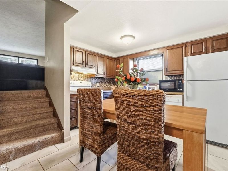 1401-1403 Lindenwood Drive, Lorain, OH 44053 Photo 6