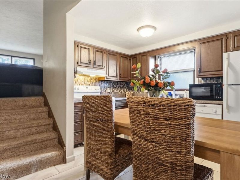 1401-1403 Lindenwood Drive, Lorain, OH 44053 Photo 7