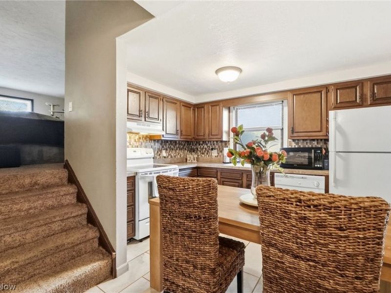 1401-1403 Lindenwood Drive, Lorain, OH 44053 Photo 9
