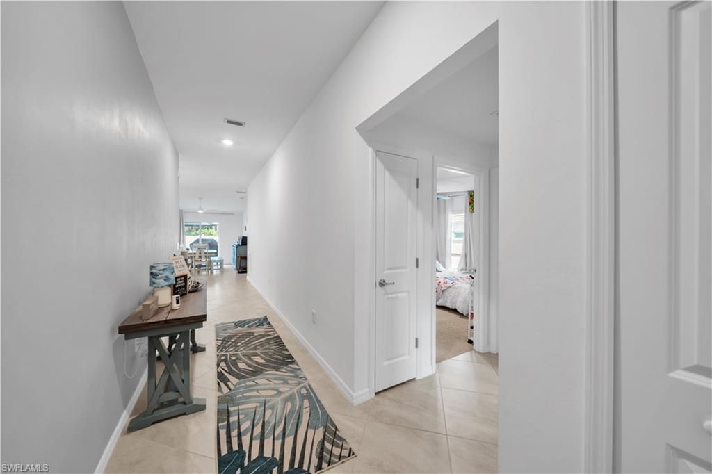 1925 NE 33rd Ln, Cape Coral, FL 33909 Photo