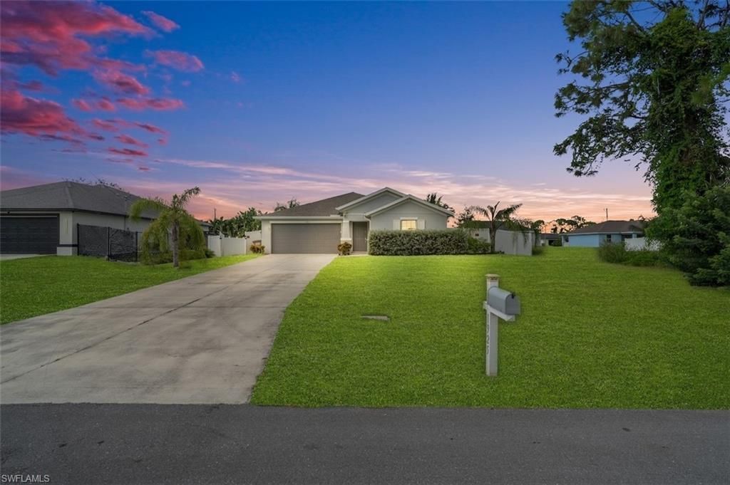 1925 NE 33rd Ln, Cape Coral, FL 33909 Photo
