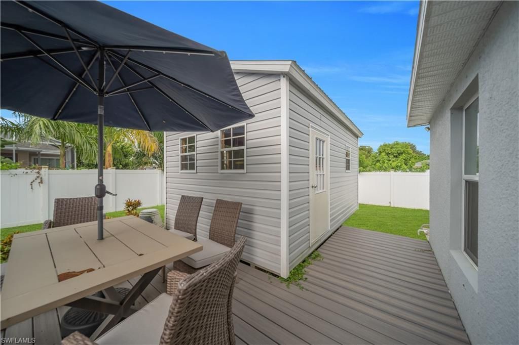 1925 NE 33rd Ln, Cape Coral, FL 33909 Photo