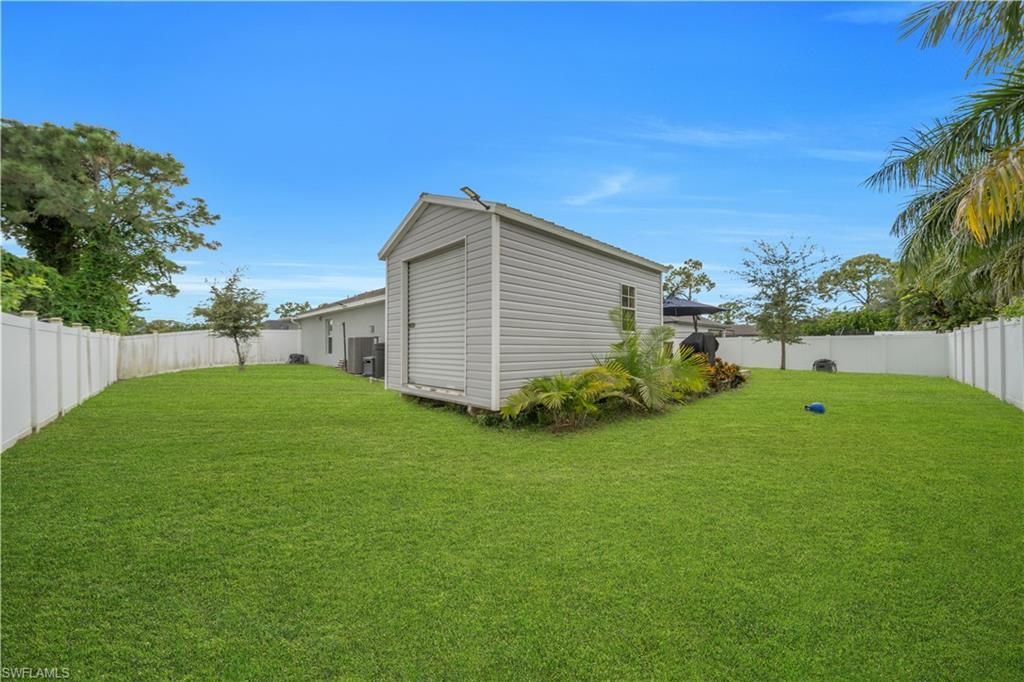 1925 NE 33rd Ln, Cape Coral, FL 33909 Photo