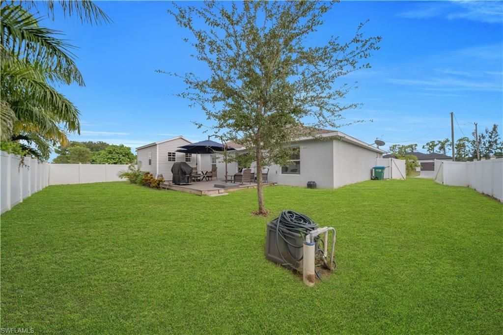 1925 NE 33rd Ln, Cape Coral, FL 33909 Photo