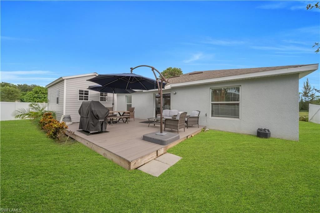 1925 NE 33rd Ln, Cape Coral, FL 33909 Photo