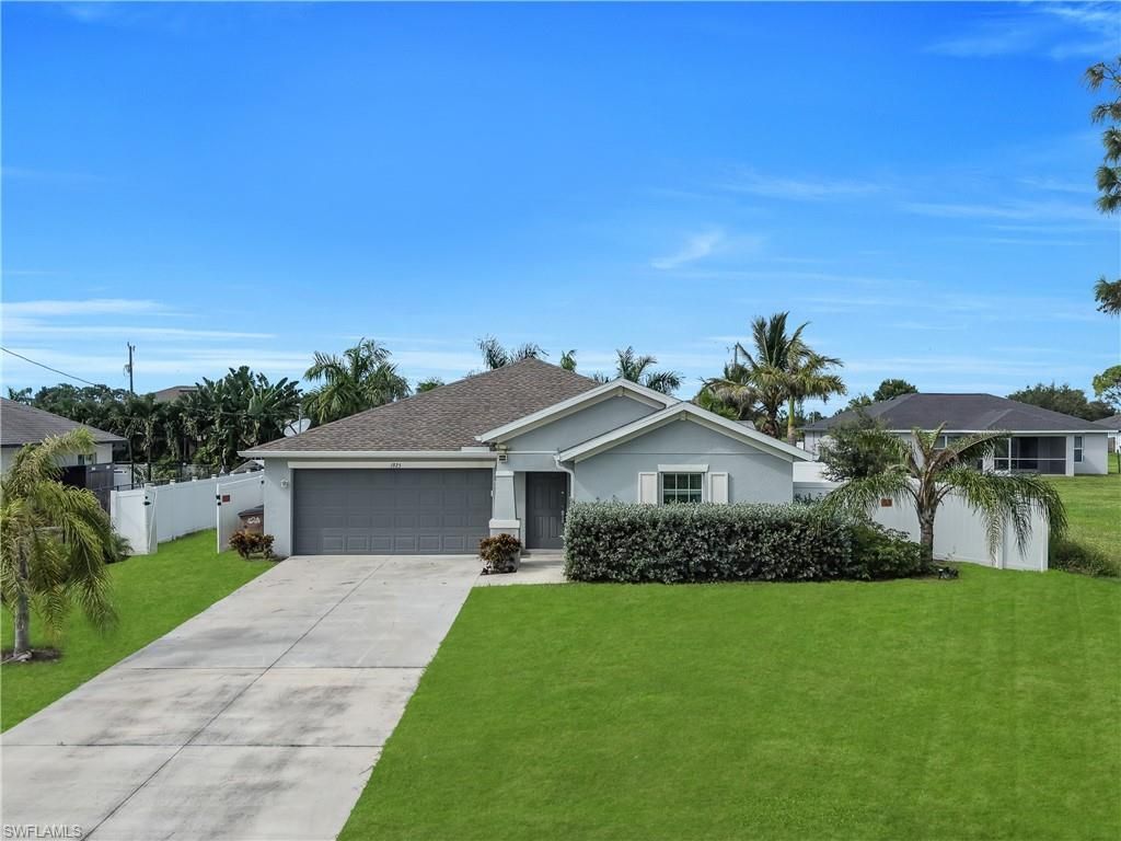 1925 NE 33rd Ln, Cape Coral, FL 33909 Photo